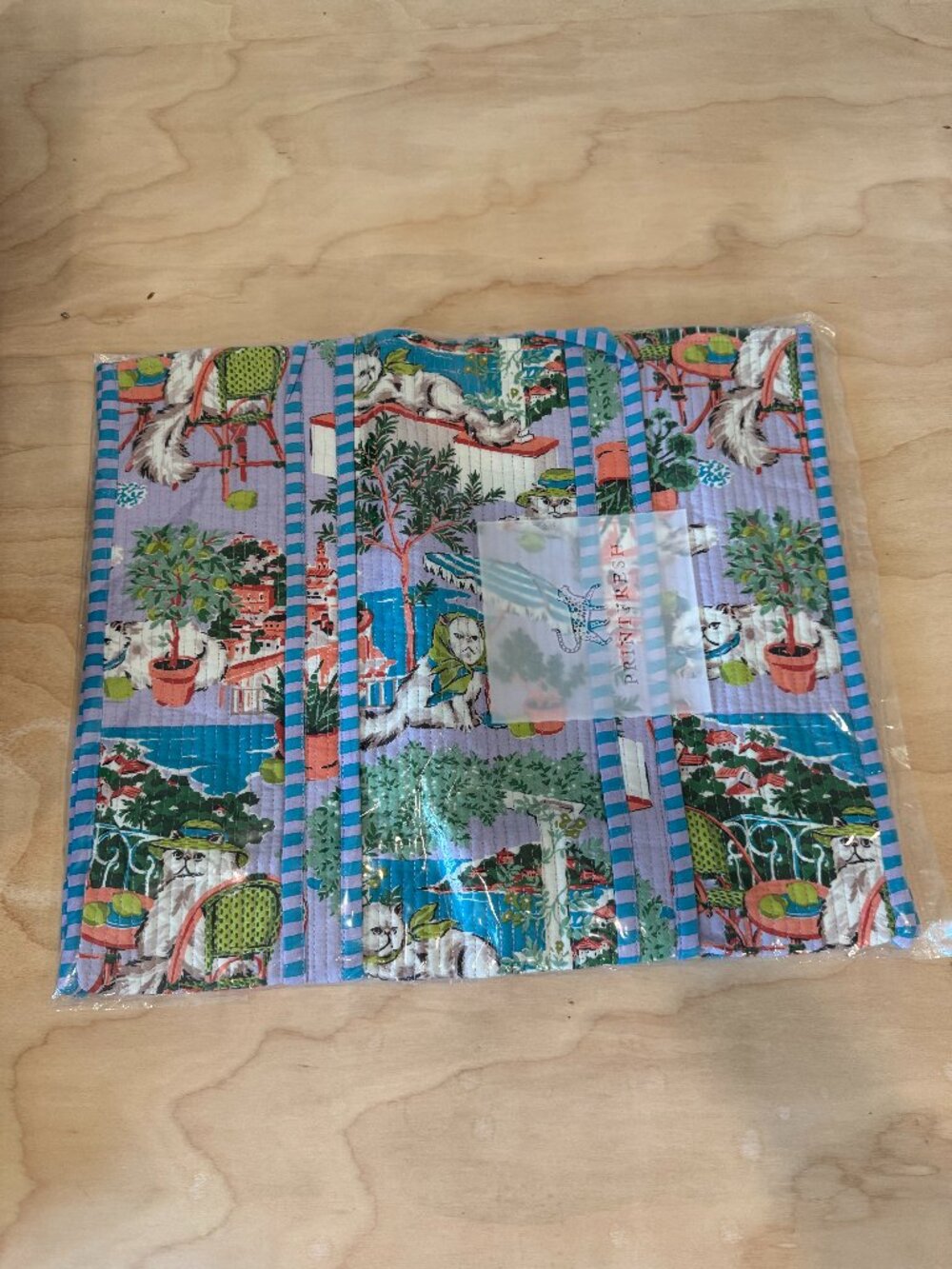 Printfresh quilted traveler cat tote
